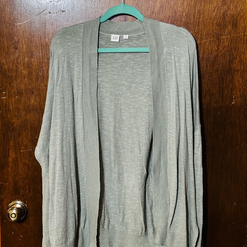 GAP Green Cardigan Sweater Soft Knit Relaxed Fit